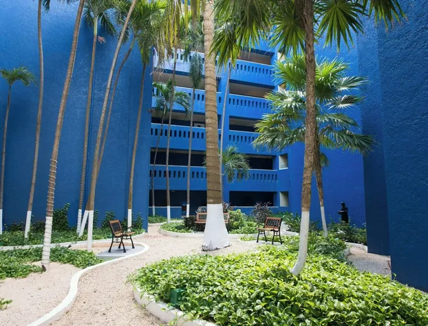 Club Regina Cancun hotel detail image 2