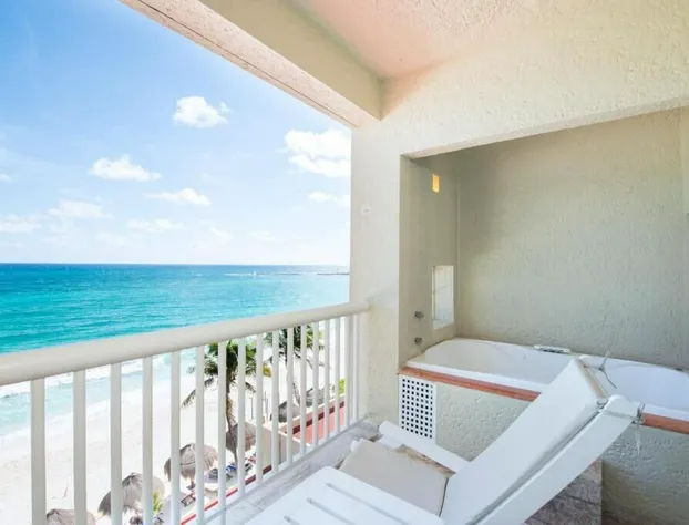 Club Regina Cancun hotel detail image 3