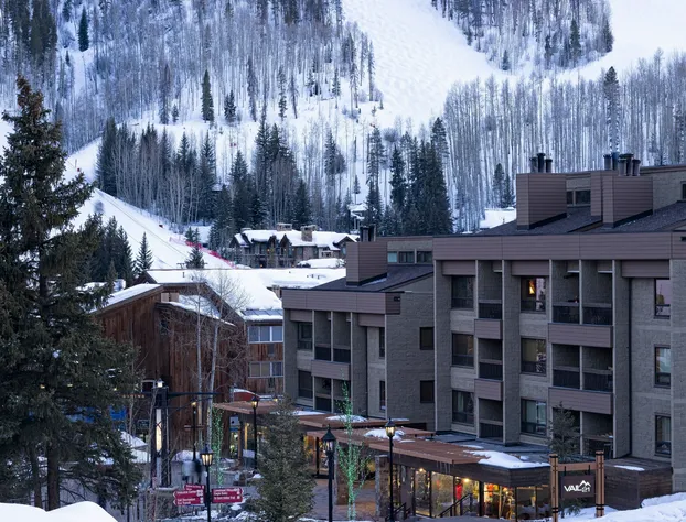 Vail 21 Condominiums hotel detail image 1