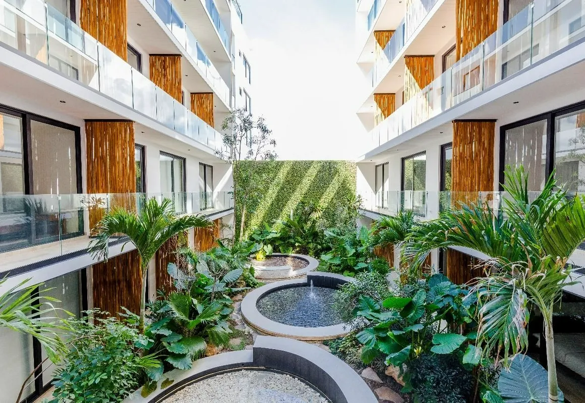 The Shore hotel hero