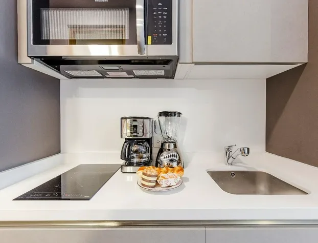 The Shore hotel detail image 4