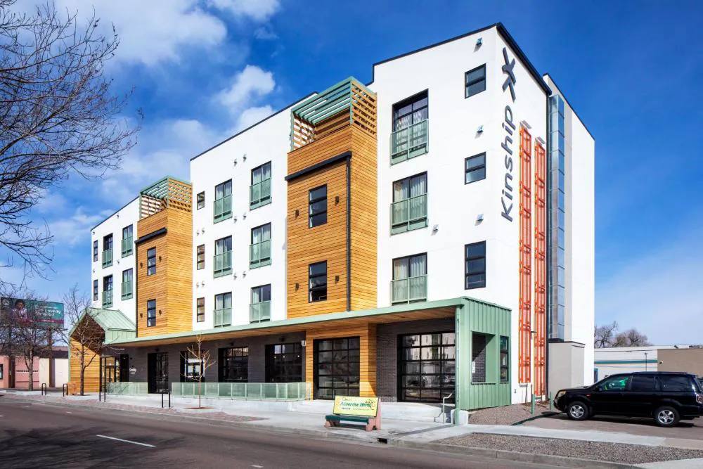 Kinship Landing hotel hero