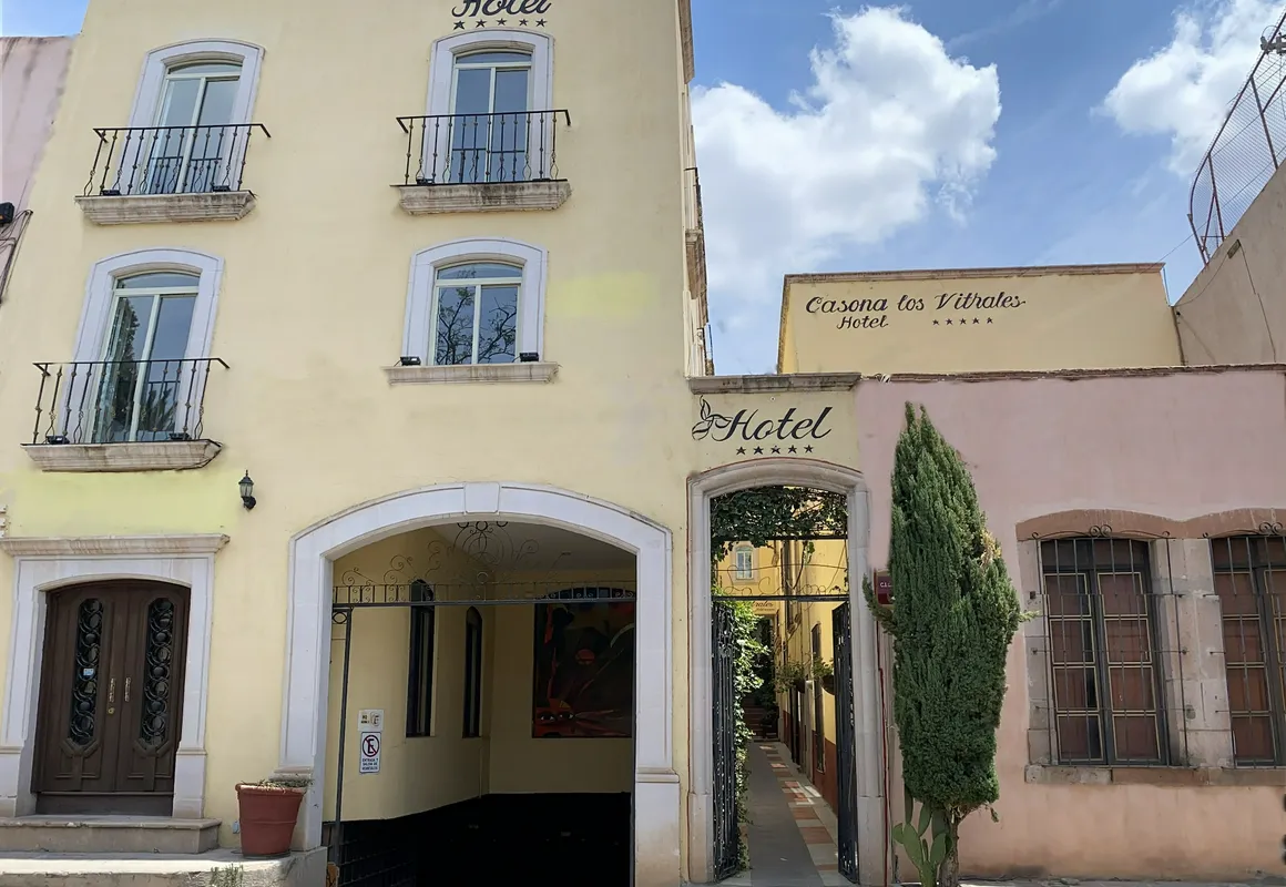 Hotel Casona Los Vitrales hotel hero