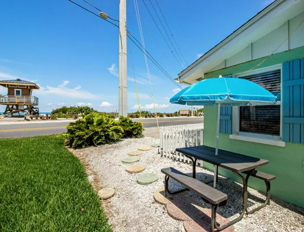 Gulf View Cottage #3 hotel detail image 2