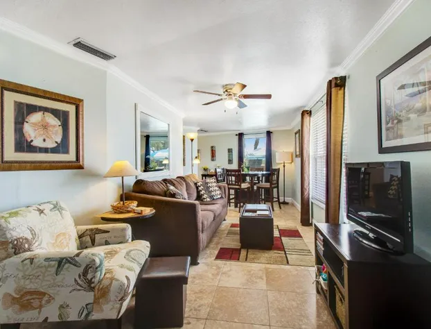 Gulf View Cottage #3 hotel detail image 4