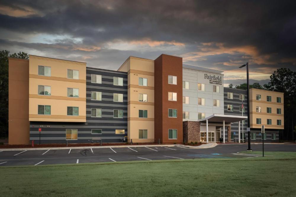 Fairfield Inn & Suites by Marriott Atlanta Marietta hotel hero