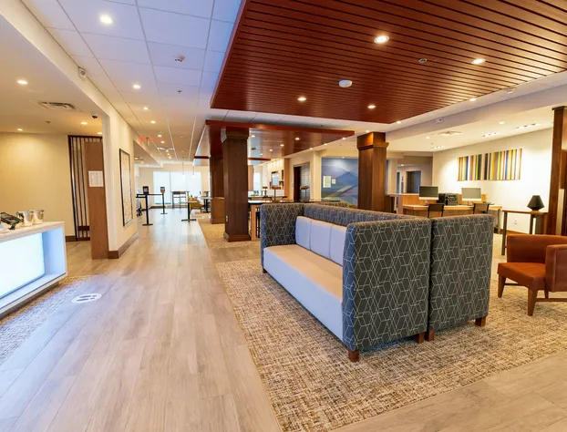 Holiday Inn Express & Suites Dayton East - Beavercreek by IHG hotel detail image 2