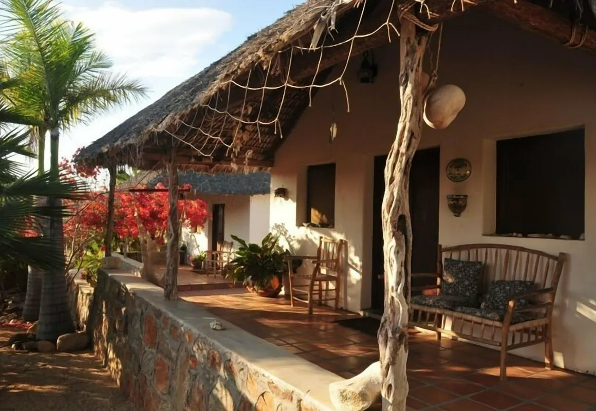 Casa Rancho hotel hero