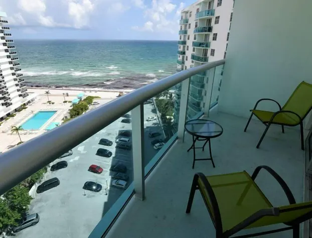 Amazing 2 Bed 2 Bath With Ocean View at Tides hotel detail image 3