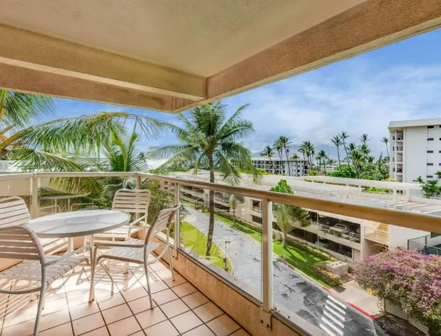 Castle at Maui Banyan hotel detail image 4