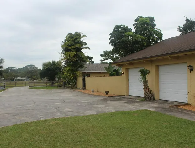 OYO Family Ranch at Melbourne FL hotel detail image 2