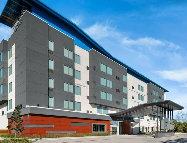 Aloft Houston Shenandoah hotel detail image 1