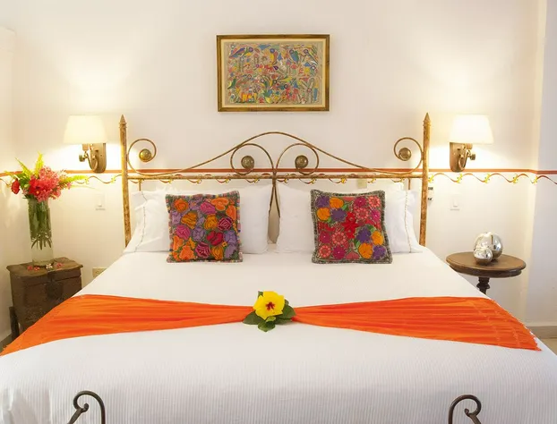 El Encanto Inn hotel detail image 4