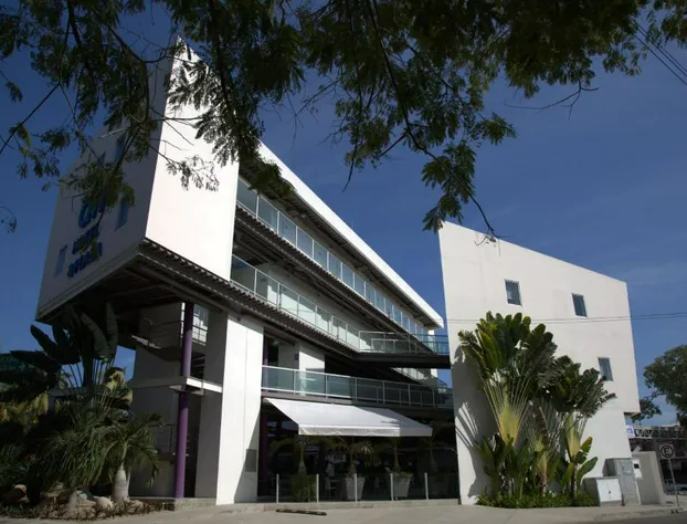 AM Hotel & Plaza hotel detail image 4