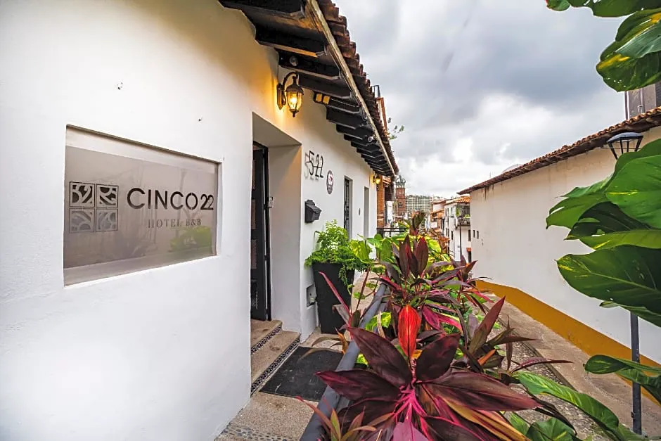 Cinco22 Hotel B&B hotel hero