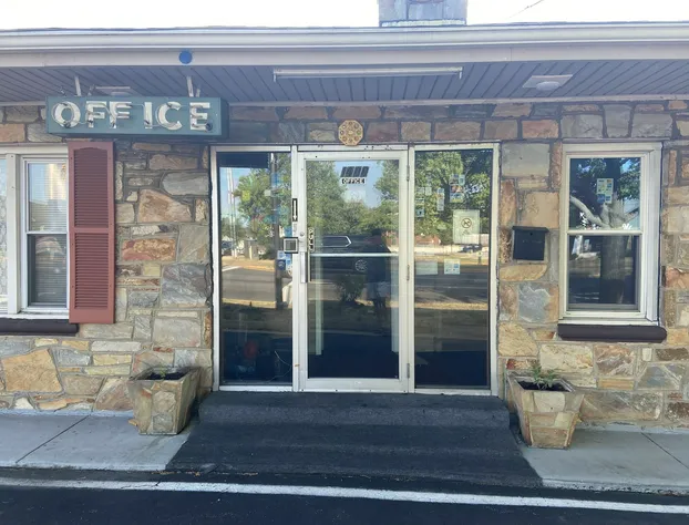 Gateway Inn hotel detail image 1