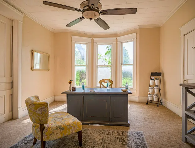 Magpie Inn hotel detail image 2