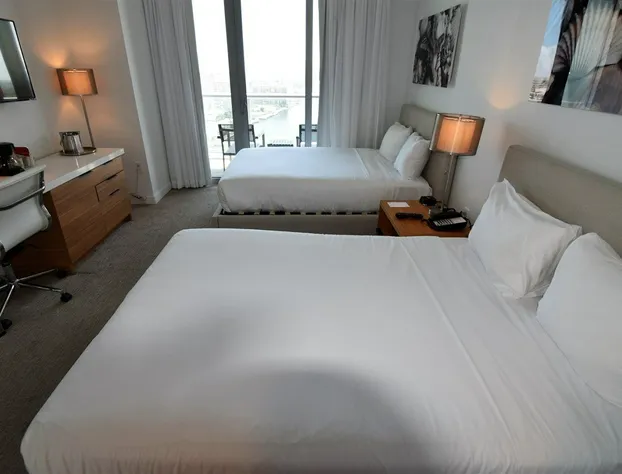 Stuning Ocean View 3 Bed 3 Bath Across The Beach @ Beachwalk hotel detail image 3