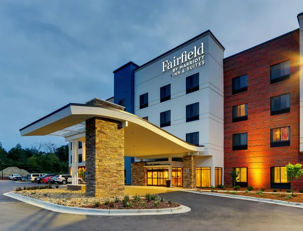 Fairfield Inn & Suites by Marriott Asheville Weaverville hotel detail image 1