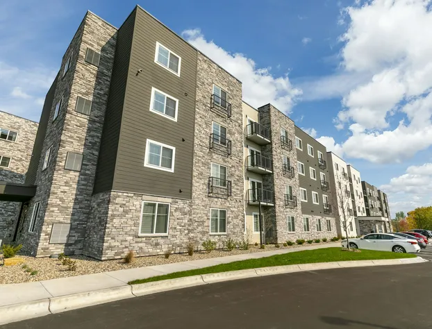 WaterWalk Extended Stay by Wyndham Minneapolis - Plymouth hotel detail image 2