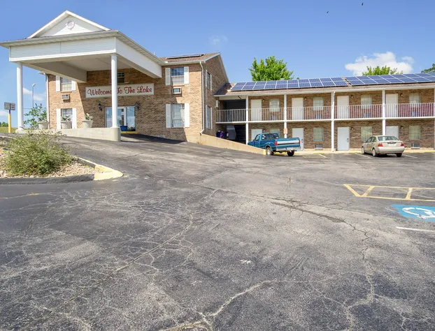 Hotel Osage Beach by the Lake of the Ozarks hotel detail image 4