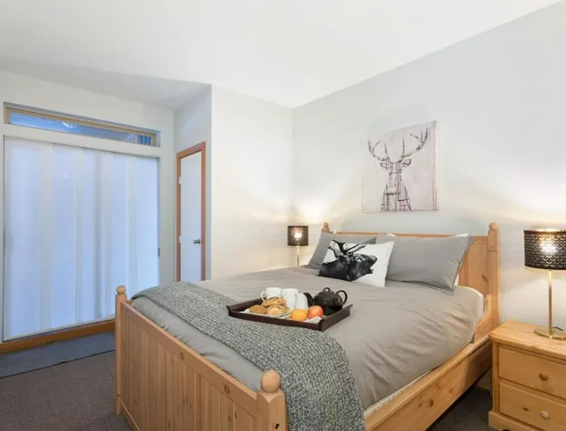 Symphony Resort Whistler hotel detail image 4