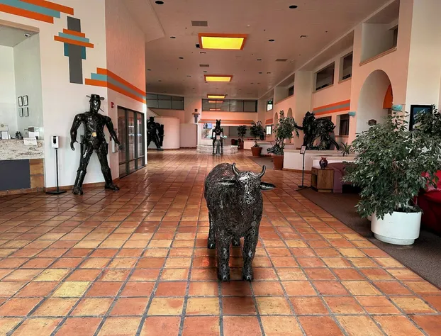 Howard Johnson by Wyndham Gallup hotel detail image 4