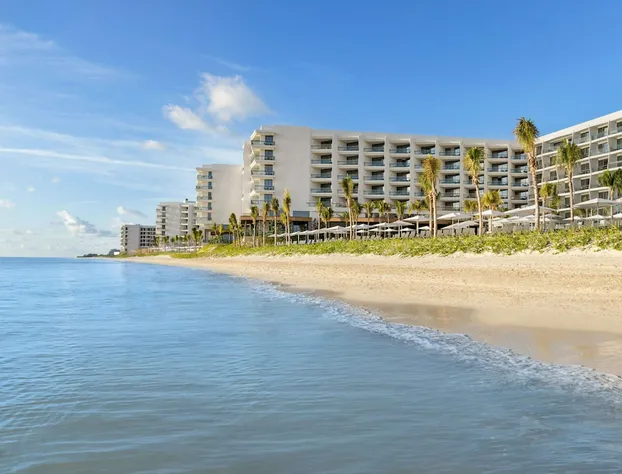 Hilton Cancun, an All-Inclusive Resort hotel detail image 4