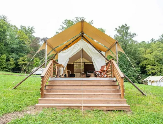 Under Canvas Great Smoky Mountains hotel detail image 3