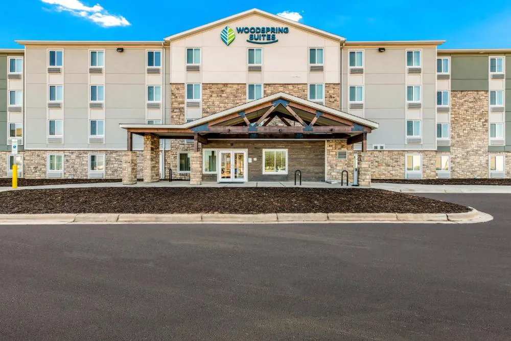 WoodSpring Suites Charlotte - University Research Park hotel hero