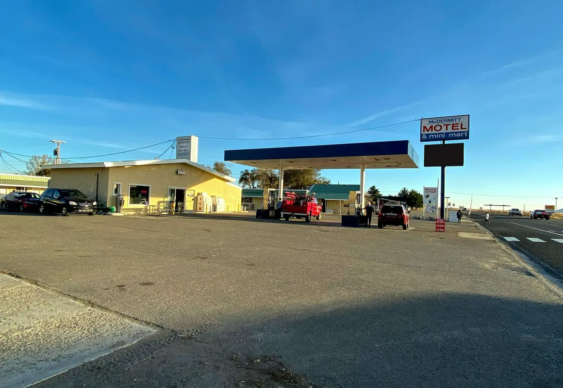 Rodeway Inn hotel hero