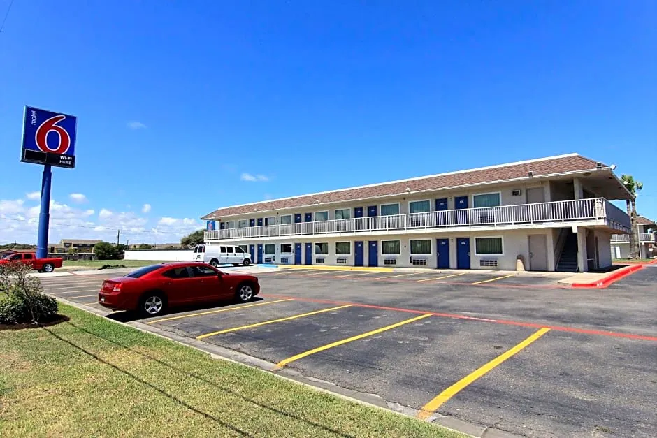 Motel 6-Corpus Christi, TX - East - North Padre Island hotel hero