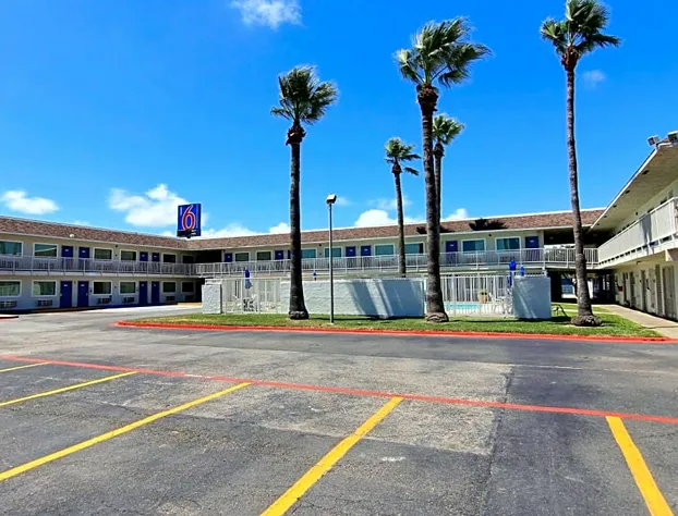 Motel 6-Corpus Christi, TX - East - North Padre Island hotel detail image 3