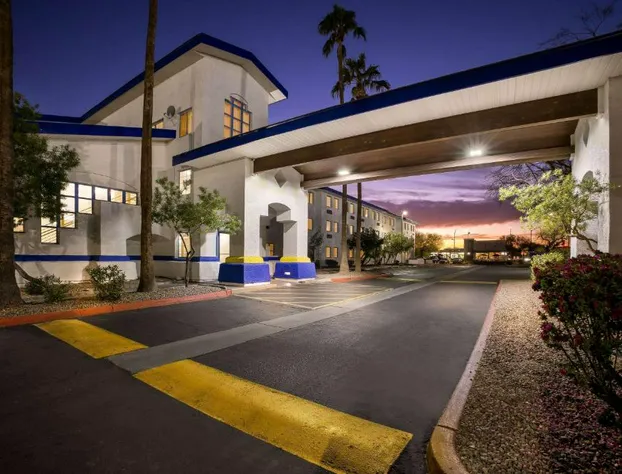 Days Inn & Suites by Wyndham Mesa Near Phoenix hotel detail image 2