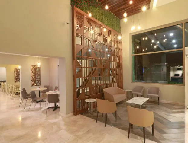 Wyndham Garden Monterrey Valle Real hotel detail image 2