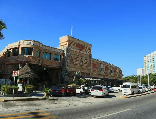 Suites Costa Cancun hotel detail image 1