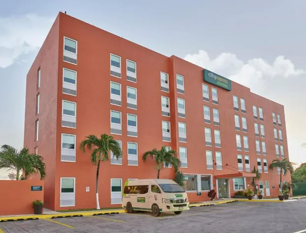 City Express Junior by Marriott Cancun hotel detail image 4