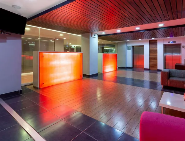 Ramada by Wyndham Acapulco Hotel & Suites hotel detail image 4