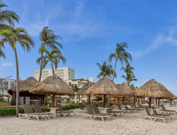 Fiesta Americana Cancun Villas hotel detail image 3