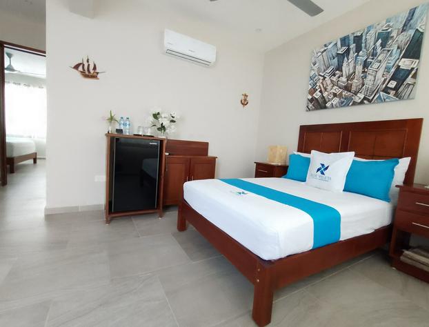 Blue Veleta Luxury Bedrooms hotel detail image 4