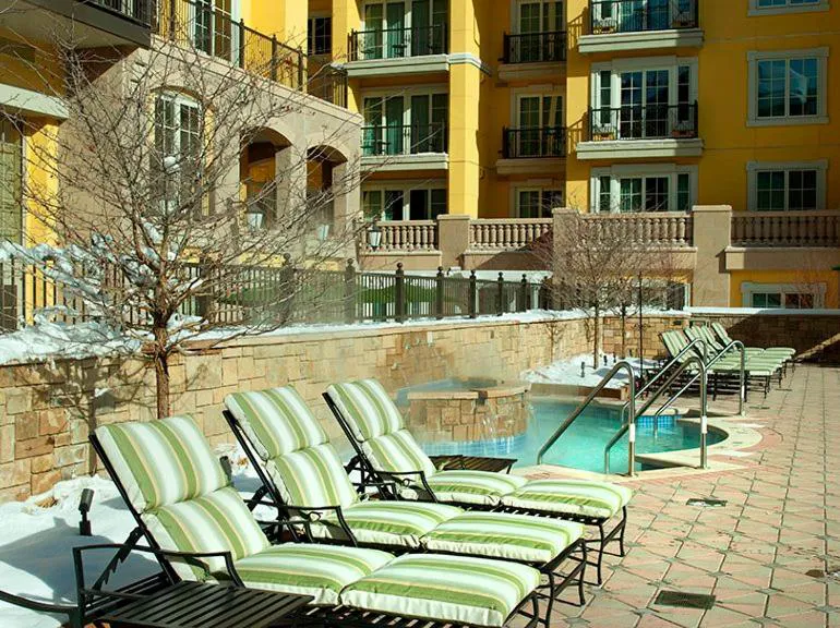 3 BR Ritz-Carlton Residence with Valley Views by RedAwning - Save 20% on 7+ Nights! hotel hero