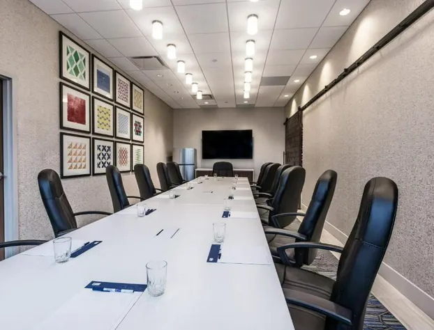 Holiday Inn Express & Suites Welland by IHG hotel detail image 2