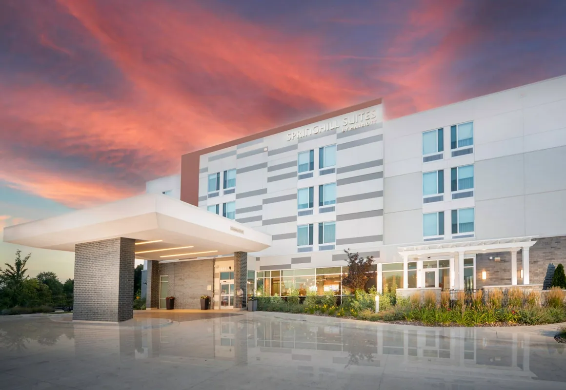 SpringHill Suites by Marriott Kenosha hotel hero