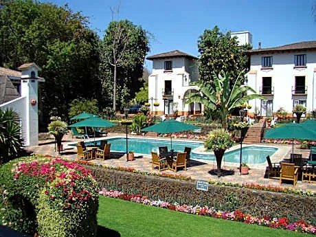 Mansión del Cupatitzio hotel hero