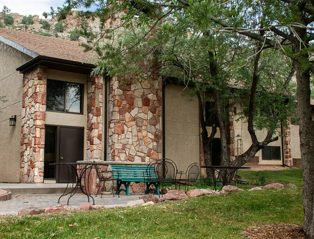 Glen Eyrie Castle & Conference Center A Ministry of the Navigators hotel detail image 3