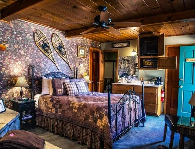 Eagle's Nest Lodge hotel detail image 4