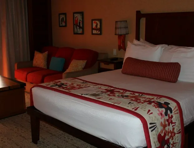 Disney's Polynesian Villas & Bungalows hotel detail image 2