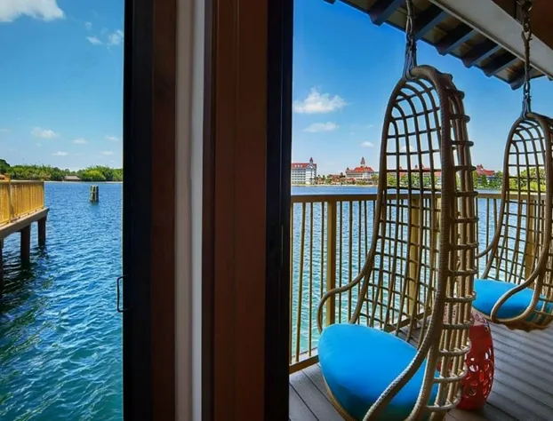 Disney's Polynesian Villas & Bungalows hotel detail image 1