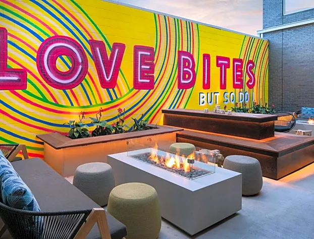 Moxy Austin - University hotel detail image 1