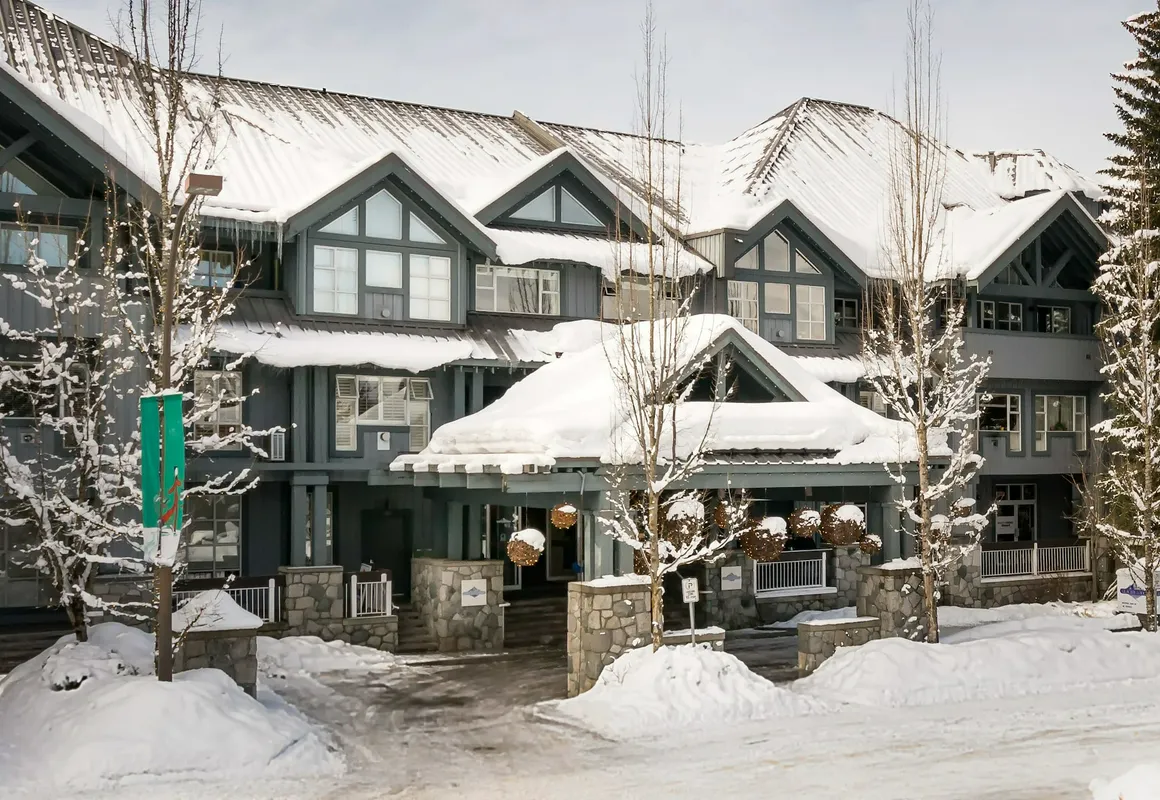Glacier Lodge By Vacasa hotel hero
